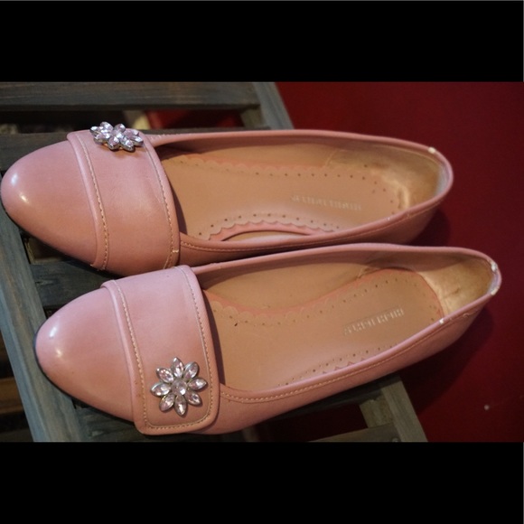 Small flat heel - Picture 2 of 4